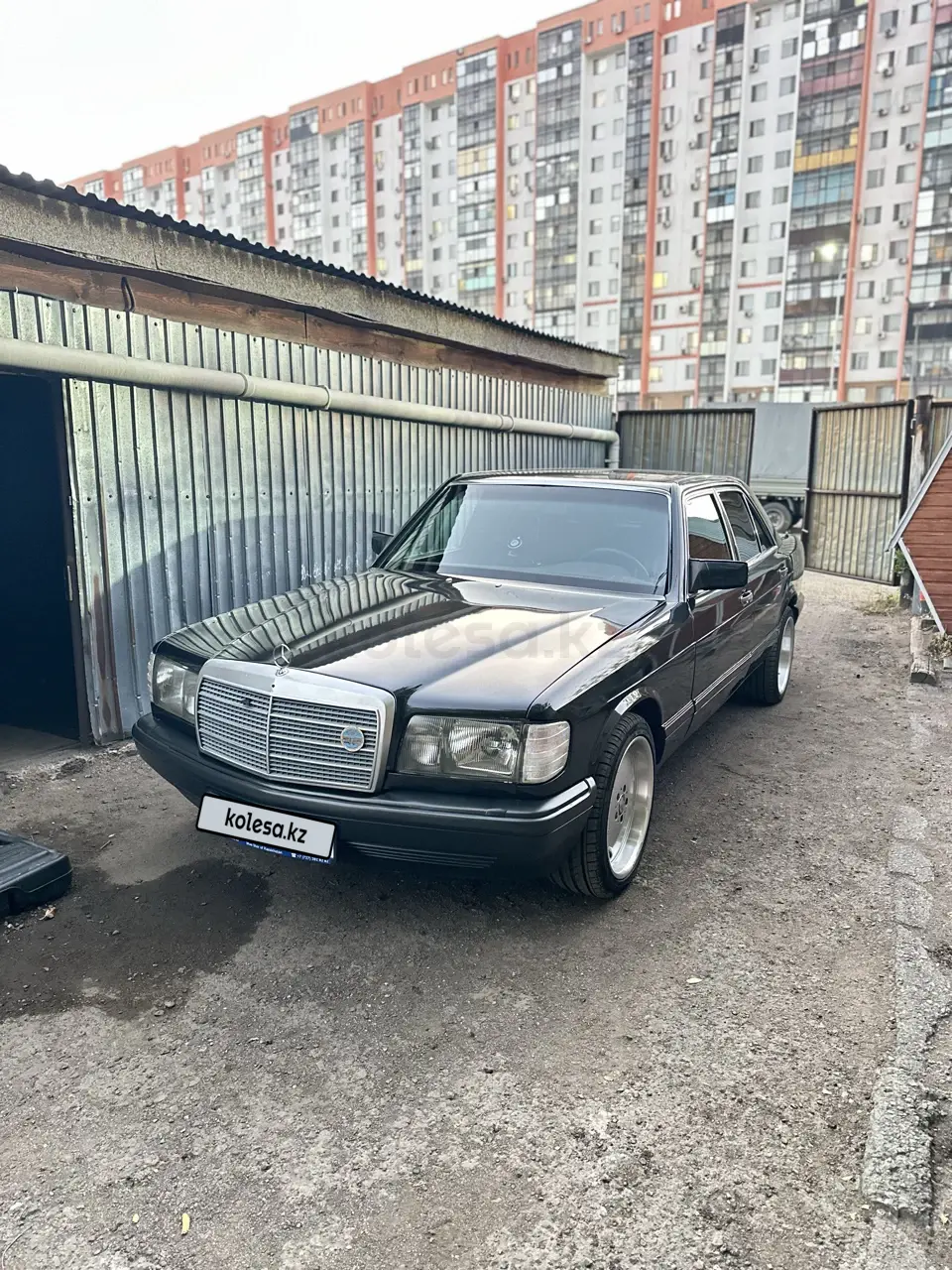 Mercedes-Benz S-Class, 1988