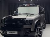 Land Rover Defender 2022 годаүшін72 500 000 тг. в Алматы – фото 2