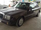 Mercedes-Benz E 230 1992 года за 850 000 тг. в Алматы