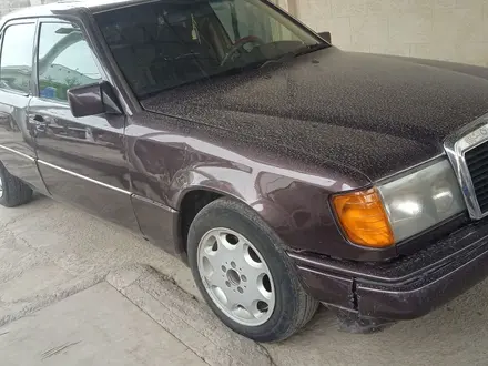Mercedes-Benz E 230 1992 года за 850 000 тг. в Алматы – фото 2