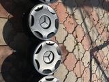 Mercedes диски с колпаками за 35 000 тг. в Алматы – фото 4