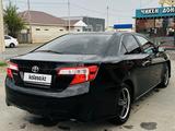Toyota Camry 2014 года за 7 500 000 тг. в Атырау – фото 2