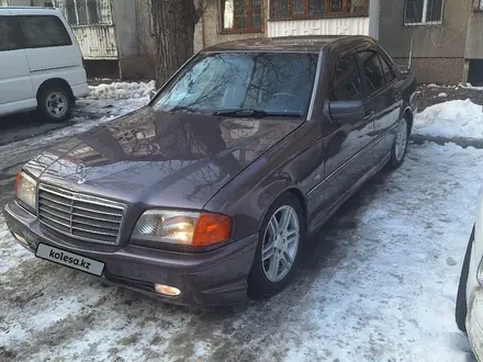 Mercedes-Benz C 280 1994 года за 2 700 000 тг. в Алматы – фото 26