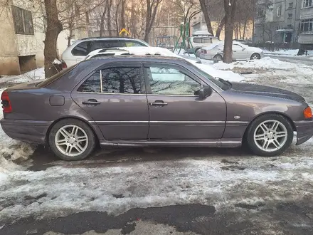 Mercedes-Benz C 280 1994 года за 2 700 000 тг. в Алматы – фото 29