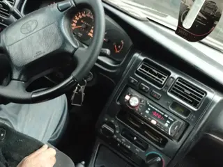Toyota Carina E