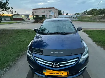 Hyundai Solaris 2015 года за 3 900 000 тг. в Павлодар – фото 2