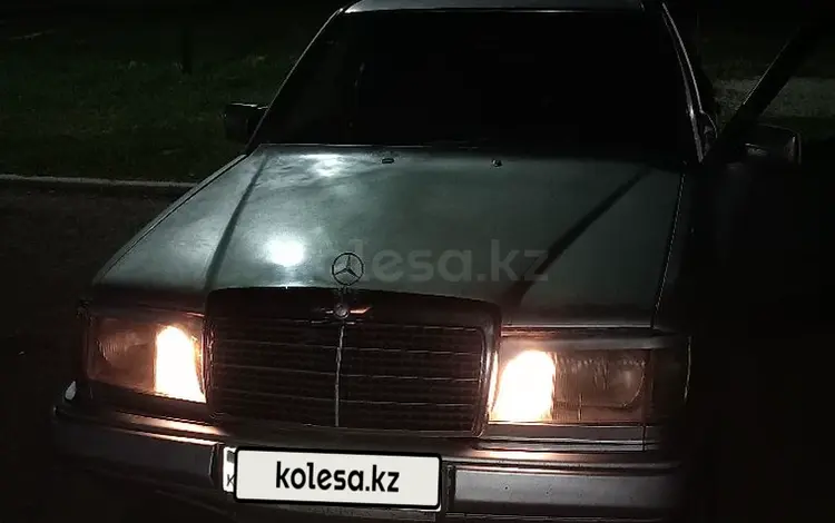 Mercedes-Benz E 220 1991 года за 1 500 000 тг. в Конаев (Капшагай)