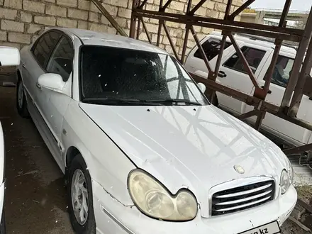 Hyundai Sonata 2003 года за 1 700 000 тг. в Актау – фото 2