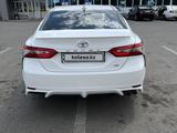 Toyota Camry 2018 года за 9 800 000 тг. в Тараз – фото 5