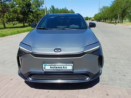 Toyota bZ4X 2022 года за 9 999 999 тг. в Алматы – фото 3