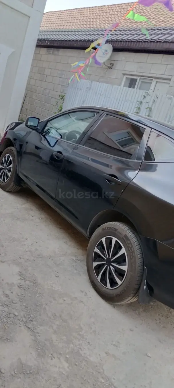 Nissan Rogue, 2010