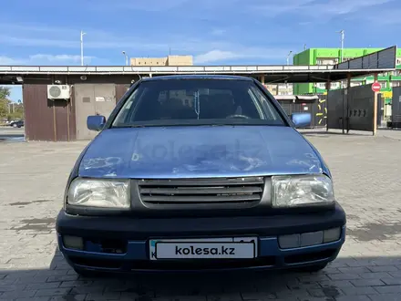 Volkswagen Vento 1993 года за 850 000 тг. в Кызылорда – фото 2