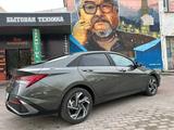 Hyundai Elantra 2023 года за 12 600 000 тг. в Шымкент