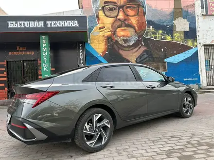 Hyundai Elantra 2023 года за 12 000 000 тг. в Шымкент