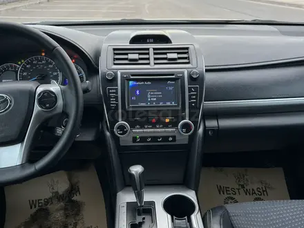 Toyota Camry 2014 года за 7 150 000 тг. в Астана – фото 14