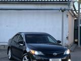 Toyota Camry 2014 года за 7 150 000 тг. в Астана – фото 2
