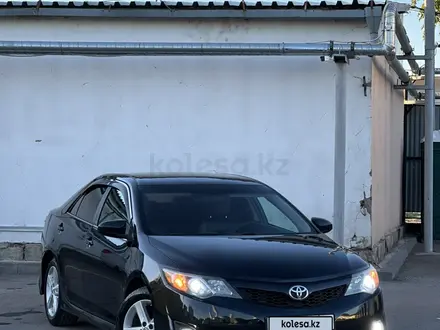 Toyota Camry 2014 года за 7 150 000 тг. в Астана – фото 2