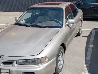 Mitsubishi Galant