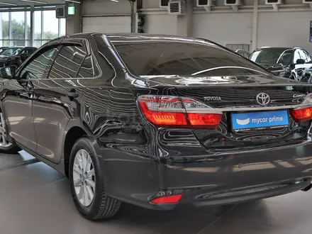 Toyota Camry 2016 года за 10 590 000 тг. в Алматы – фото 3