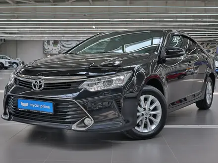 Toyota Camry 2016 года за 10 590 000 тг. в Алматы