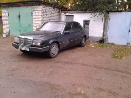 Mercedes-Benz E 200 1994 года за 700 000 тг. в Уральск – фото 8