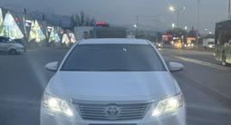 Toyota Camry 2013 года за 9 300 000 тг. в Алматы – фото 2