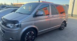 Volkswagen Multivan 2014 годаүшін16 500 000 тг. в Атырау – фото 3