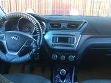 Kia Rio 2016 годаfor3 000 000 тг. в Атырау – фото 2