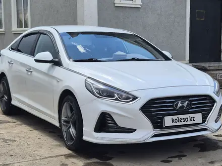 Hyundai Sonata 2018 года за 6 600 000 тг. в Уральск – фото 3