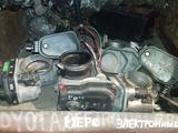 Дроссельная заслонка мерседес 112 двигатель за 20 000 тг. в Алматы