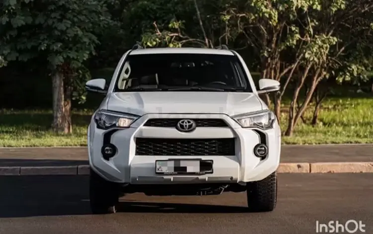 Toyota 4Runner 2019 года за 18 300 000 тг. в Алматы