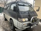 Mitsubishi Delica 1997 годаfor1 750 000 тг. в Алматы – фото 5
