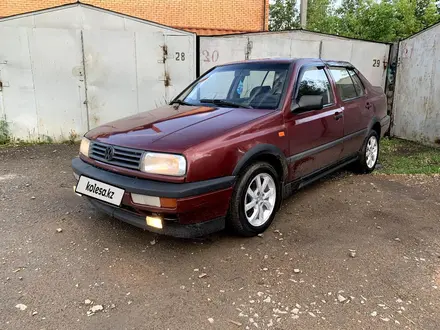 Volkswagen Vento 1992 года за 1 050 000 тг. в Кокшетау – фото 2