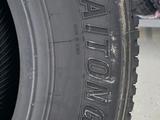 Шины бескамерные грузовые 295/75 R22, 5 Taitomg на ведущую ось. за 135 000 тг. в Караганда – фото 3
