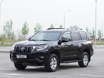 Toyota Land Cruiser Prado 2018 года за 22 200 000 тг. в Алматы – фото 3