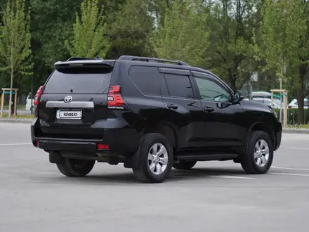 Toyota Land Cruiser Prado 2018 года за 22 200 000 тг. в Алматы – фото 8