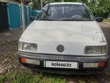 Volkswagen Passat 1993 года за 700 000 тг. в Есик
