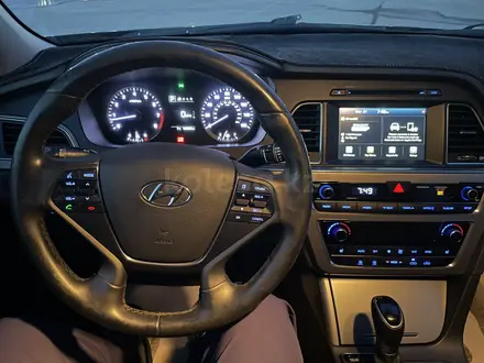 Hyundai Sonata 2016 года за 4 299 900 тг. в Актобе – фото 9