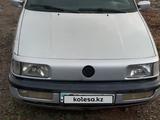 Volkswagen Passat 1993 годаfor1 200 000 тг. в Астана – фото 2