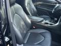 Toyota Camry 2018 года за 13 200 000 тг. в Костанай – фото 22