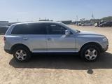 Volkswagen Touareg 2005 года за 5 500 000 тг. в Актобе – фото 3