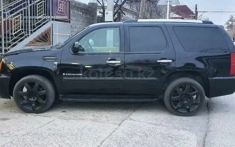 Cadillac Escalade 2010 года за 15 000 000 тг. в Алматы