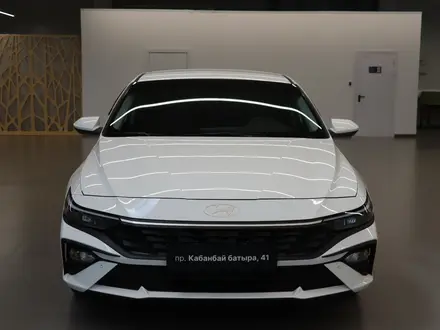 Hyundai Elantra Comfort 2024 года за 9 750 000 тг. в Астана – фото 2