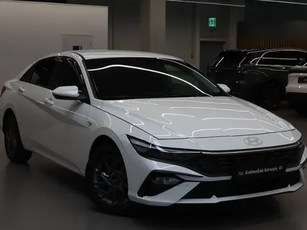 Hyundai Elantra Comfort 2024 года за 9 750 000 тг. в Астана – фото 3