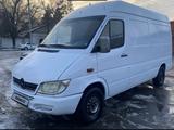 Mercedes-Benz Sprinter 2002 года за 3 990 000 тг. в Алматы – фото 3