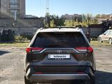 Toyota RAV4 2021 годаүшін15 900 000 тг. в Петропавловск – фото 5