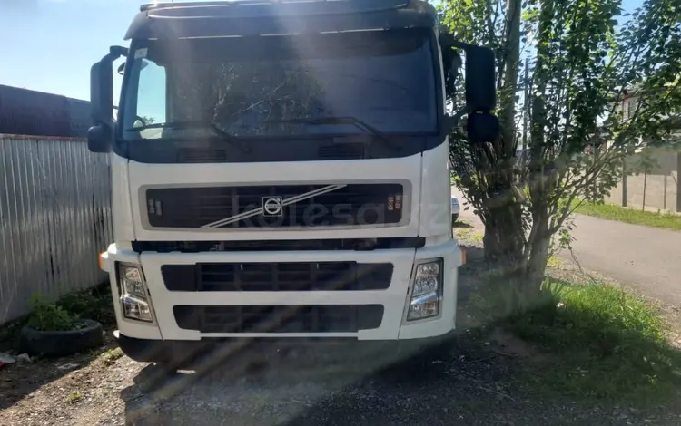 Volvo  FM 2010 года за 25 000 000 тг. в Алматы