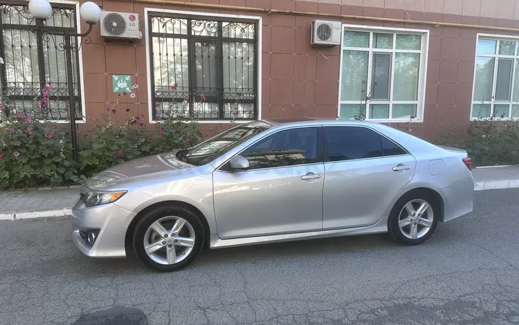 Toyota Camry 2013 года за 5 600 000 тг. в Атырау