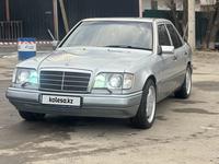 Mercedes-Benz E 280 1993 года за 2 300 000 тг. в Алматы