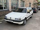 Volkswagen Passat 1991 года за 1 700 000 тг. в Алматы – фото 2